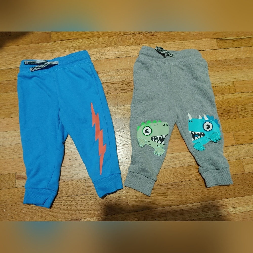 Cat & Jack baby boy sweatpant 2 pk / 12-18 months / grey dinos / blue lightning